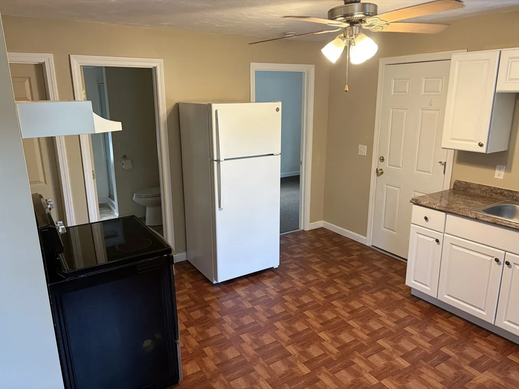 1 bed, 1 bath apartment for rent at 15 S Highland Ave Unit 2, Plymouth — photo 3 of 15