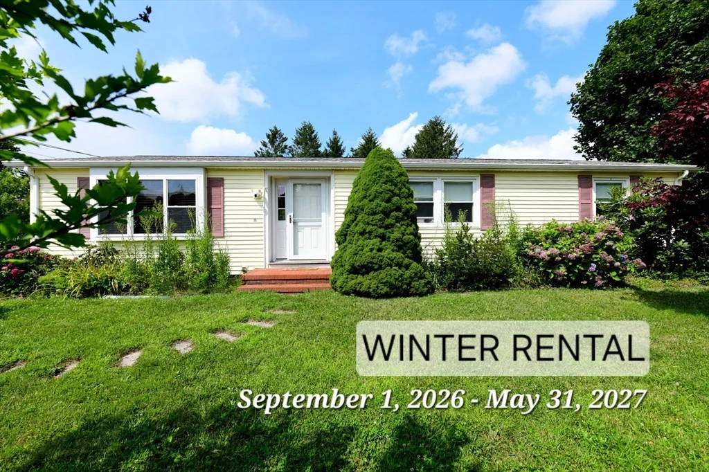 3 bed, 1 bath apartment for rent at 15 Sachem Dr, Sagamore Beach — photo 1 of 26