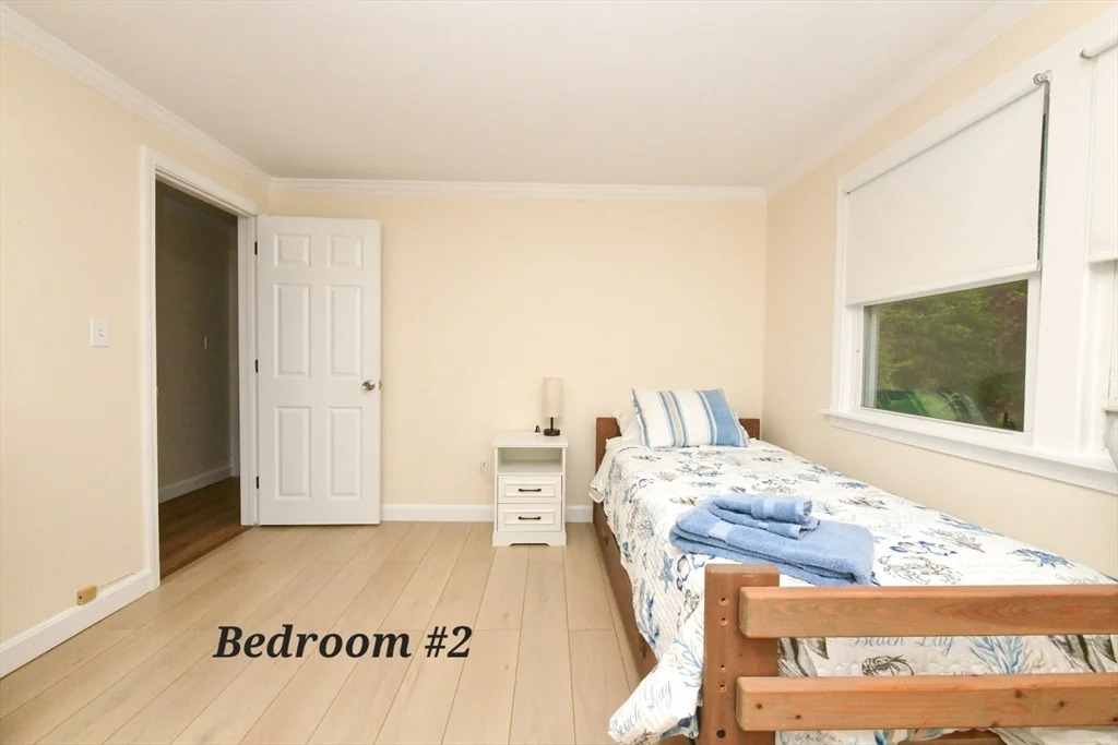 3 bed, 1 bath apartment for rent at 15 Sachem Dr, Sagamore Beach — photo 18 of 26
