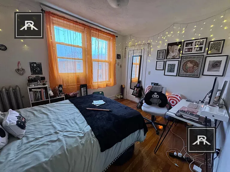 2 bed, 1 bath apartment for rent at 15 Scottfield Rd Unit 12A, Brighton — photo 3 of 7
