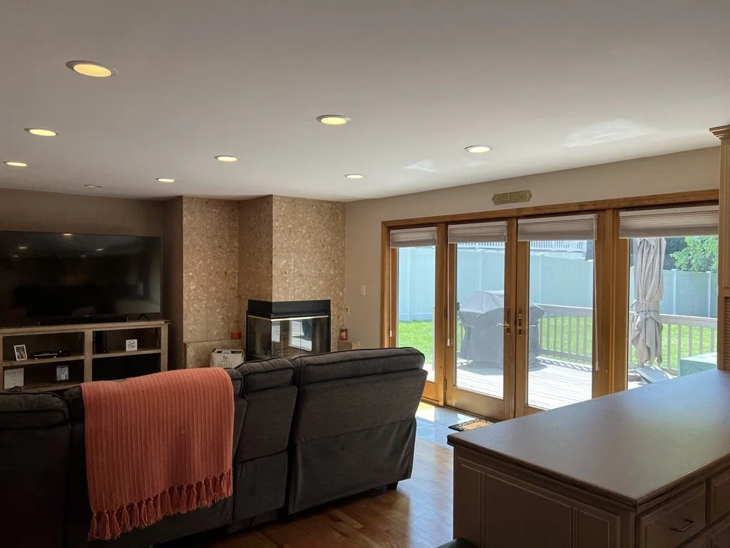 3 bed, 2 bath apartment for rent at 15 Scranton Way Unit 1, Lynn — photo 3 of 24