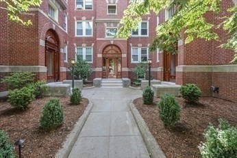 2 bed, 1 bath apartment for rent at 15 Short St Unit 3, Corey Hill — photo 14 of 16