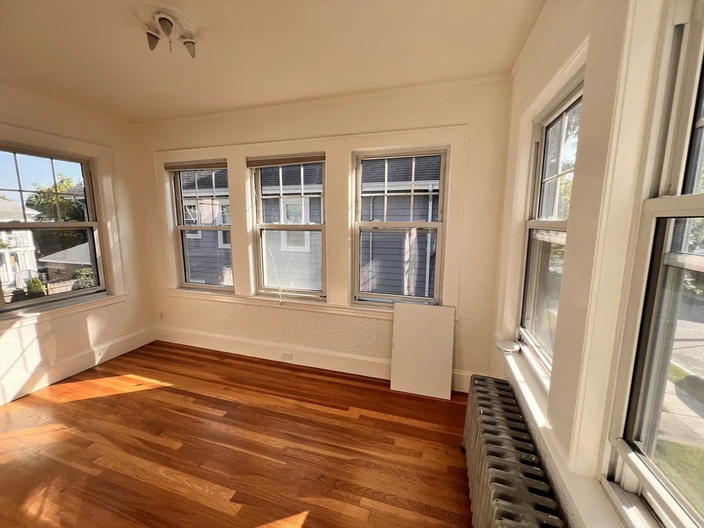 4 bed, 2 bath apartment for rent at 15 Skahan Rd Unit 2, Belmont — photo 9 of 18