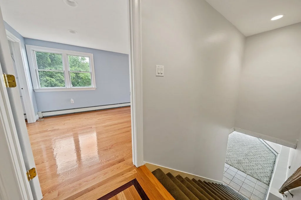 4 bed, 3 bath apartment for rent at 15 Skyview Ln, Woburn — photo 16 of 41