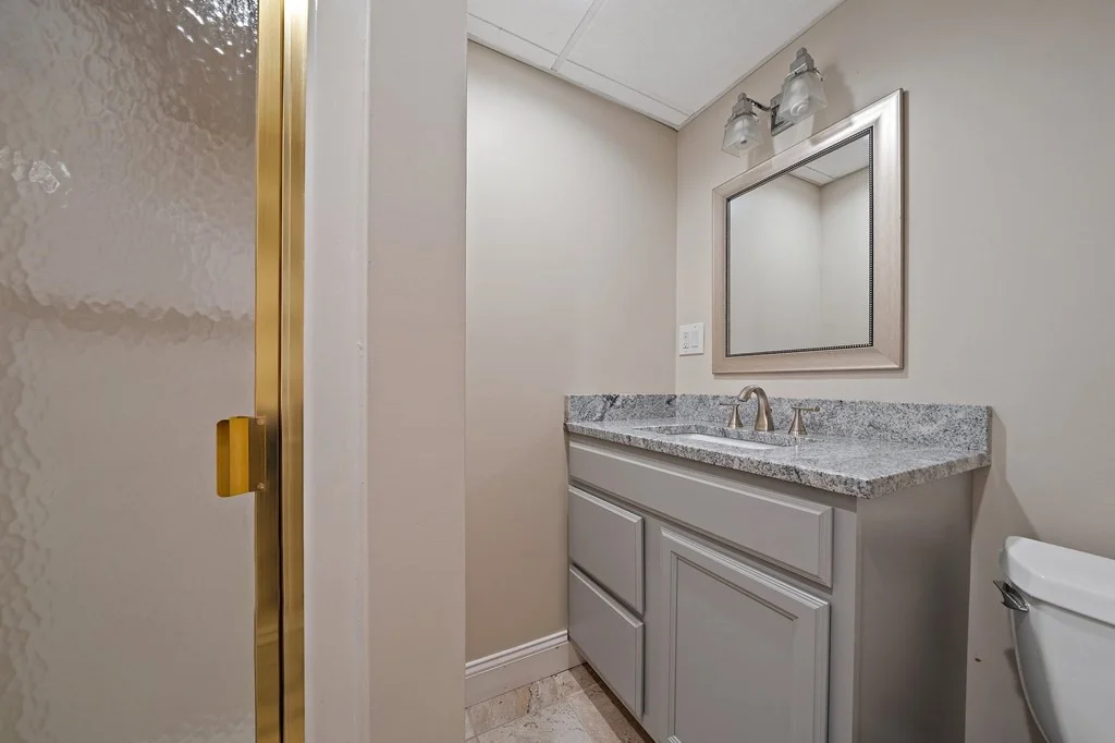 4 bed, 3 bath apartment for rent at 15 Skyview Ln, Woburn — photo 32 of 41