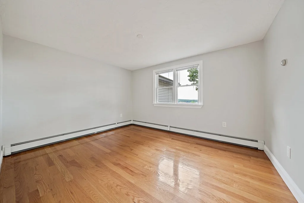 4 bed, 3 bath apartment for rent at 15 Skyview Ln, Woburn — photo 14 of 41