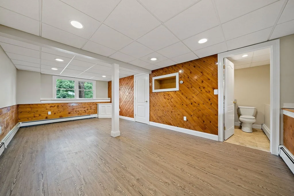 4 bed, 3 bath apartment for rent at 15 Skyview Ln, Woburn — photo 31 of 41