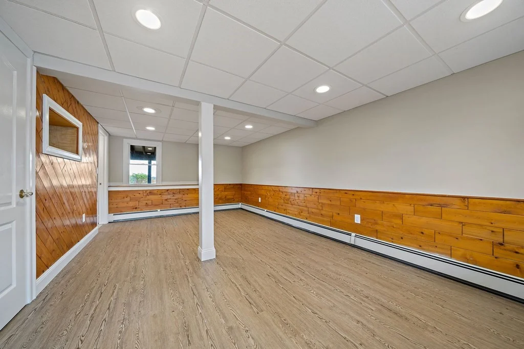 4 bed, 3 bath apartment for rent at 15 Skyview Ln, Woburn — photo 30 of 41