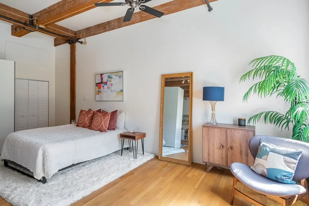 Studio bed, 1 bath apartment for rent at 15 Sleeper St Unit 404, Seaport District — photo 17 of 34