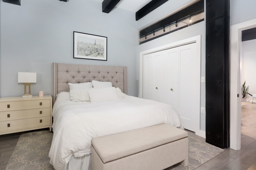 2 bed, 2 bath apartment for rent at 15 Sleeper Unit 204, Seaport District — photo 4 of 13