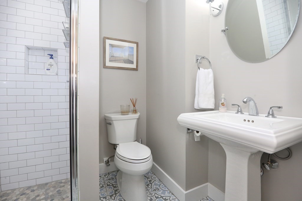 2 bed, 2 bath apartment for rent at 15 Sleeper Unit 204, Seaport District — photo 10 of 13