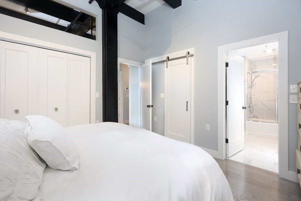 2 bed, 2 bath apartment for rent at 15 Sleeper Unit 204, Seaport District — photo 11 of 13