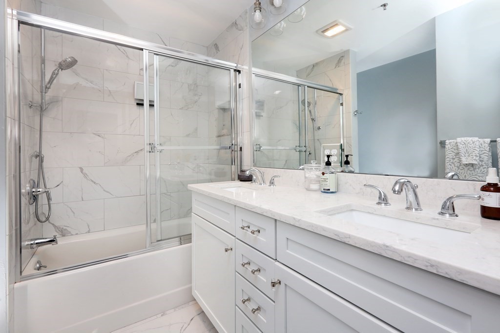2 bed, 2 bath apartment for rent at 15 Sleeper Unit 204, Seaport District — photo 9 of 13