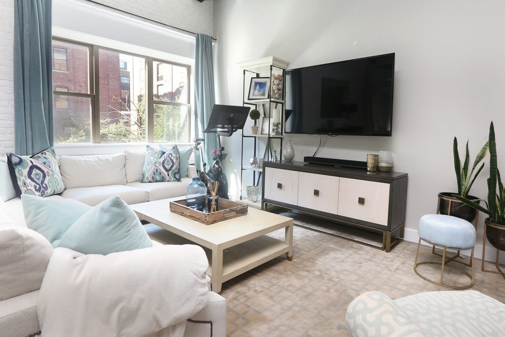 2 bed, 2 bath apartment for rent at 15 Sleeper Unit 204, Seaport District — photo 6 of 13
