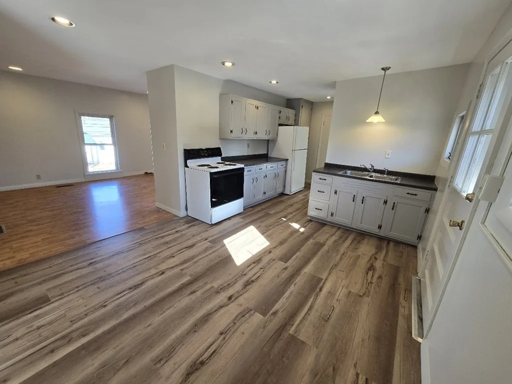 2 bed, 1 bath apartment for rent at 15 South Main St Unit B, Haydenville — photo 4 of 13