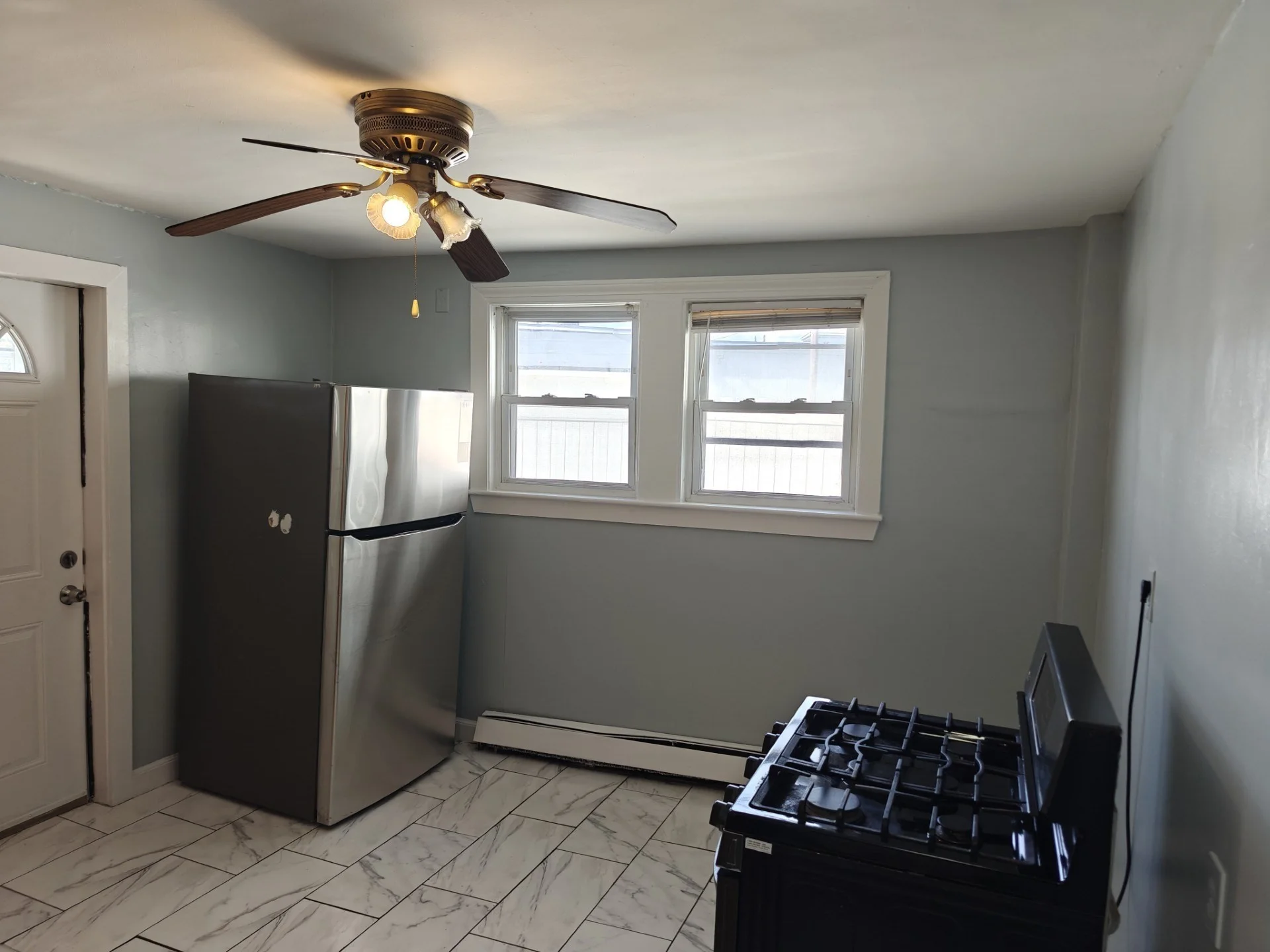 2 bed, 1 bath apartment for rent at 15 South St Unit 15-1, Lynn — photo 14 of 23