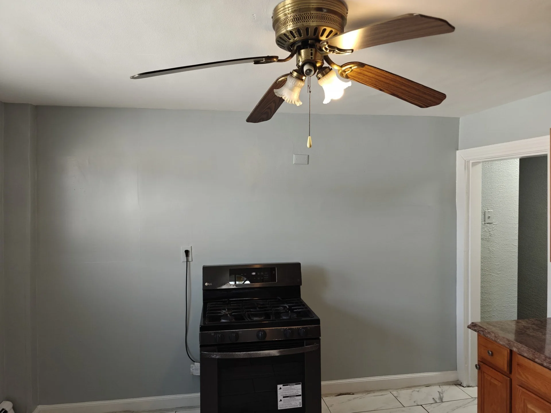 2 bed, 1 bath apartment for rent at 15 South St Unit 15-1, Lynn — photo 16 of 23
