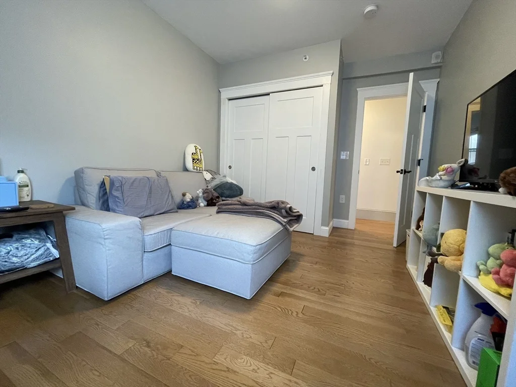3 bed, 2 bath apartment for rent at 15 Speridakis Ter Unit 15, Cambridge — photo 6 of 20