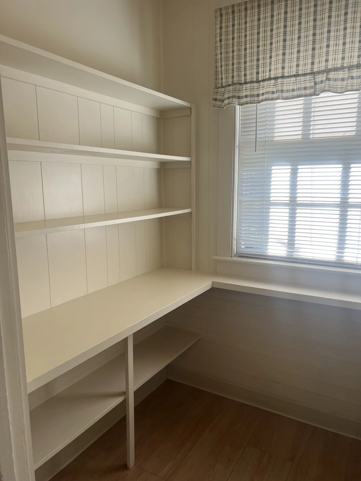 3 bed, 1 bath apartment for rent at 15 Spooner Unit 15, Plymouth — photo 3 of 14