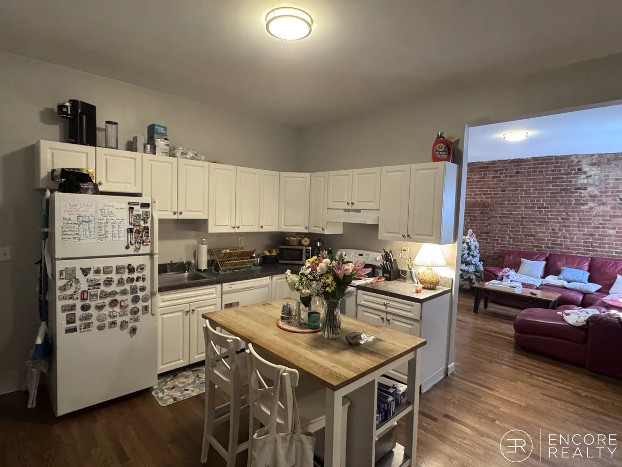 3 bed, 1 bath apartment for rent at 15 Stearns Rd Unit 2, Coolidge Corner — photo 11 of 17