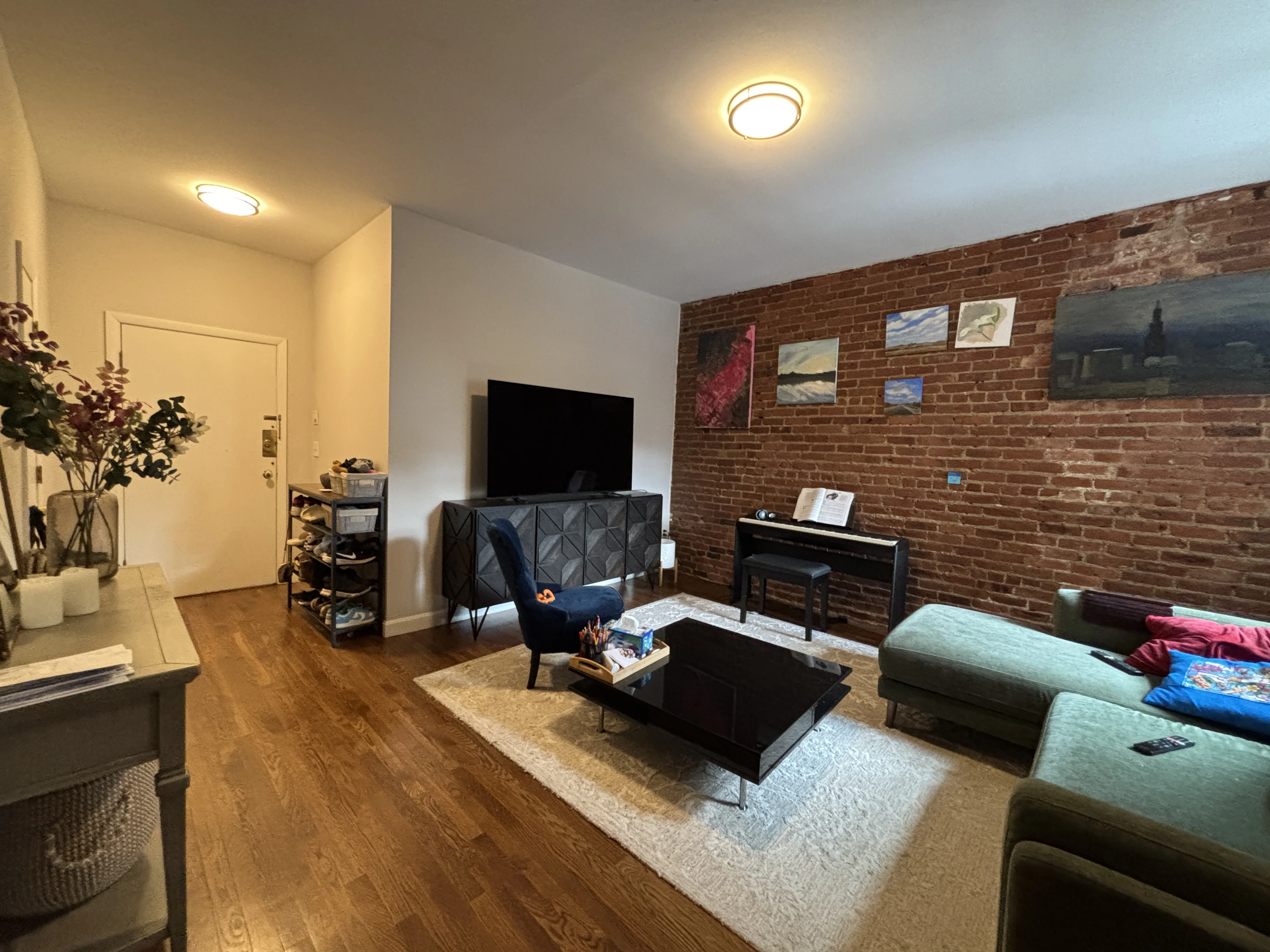 3 bed, 1 bath apartment for rent at 15 Stearns Rd Unit 4, Coolidge Corner — photo 3 of 23