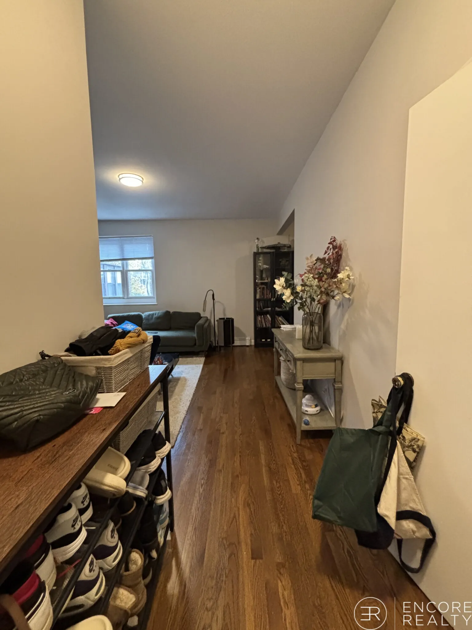 3 bed, 1 bath apartment for rent at 15 Stearns Rd Unit 4a, Coolidge Corner — photo 5 of 25