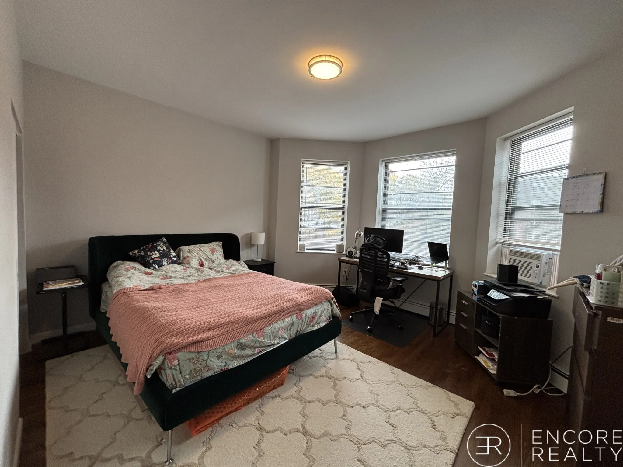 3 bed, 1 bath apartment for rent at 15 Stearns Rd Unit 4a, Coolidge Corner — photo 10 of 25