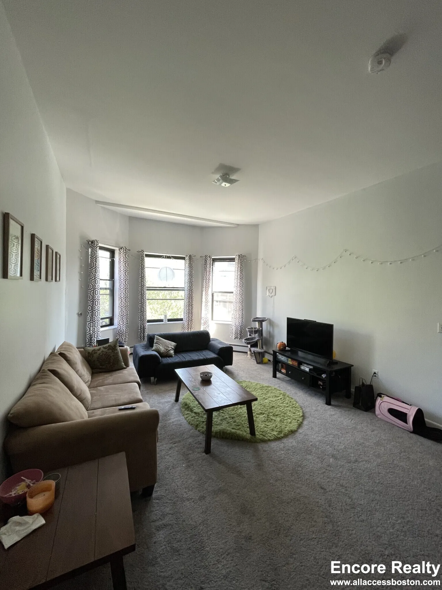 3 bed, 1 bath apartment for rent at 15 Stearns Rd Unit 5, Coolidge Corner — photo 7 of 10