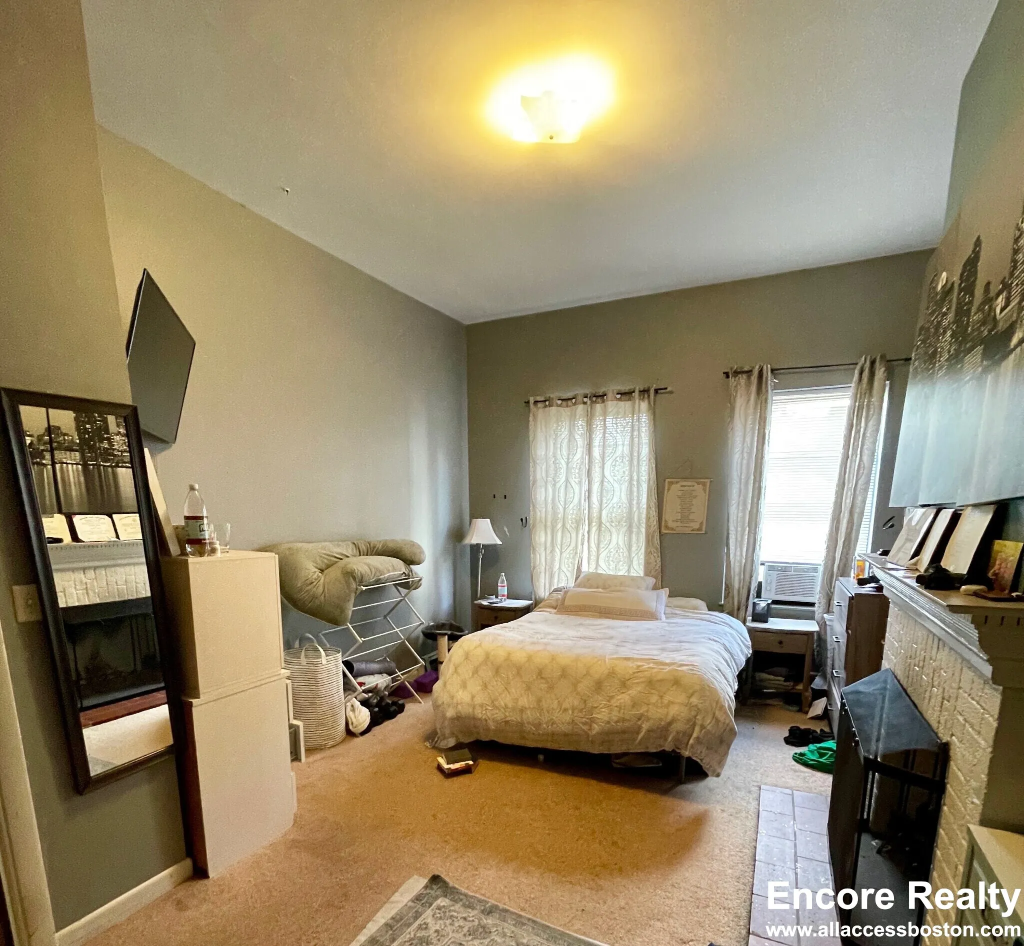 3 bed, 1 bath apartment for rent at 15 Stearns Rd Unit 5, Coolidge Corner — photo 1 of 10