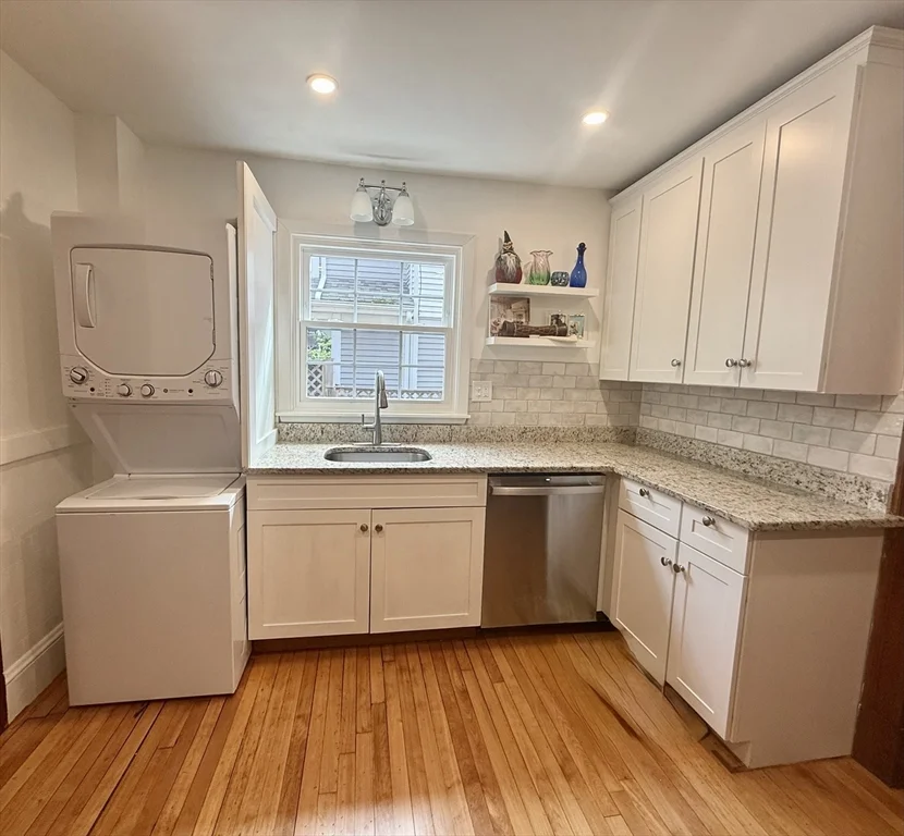 3 bed, 1 bath apartment for rent at 15 Stetson St Unit 1, Coolidge Corner — photo 10 of 23