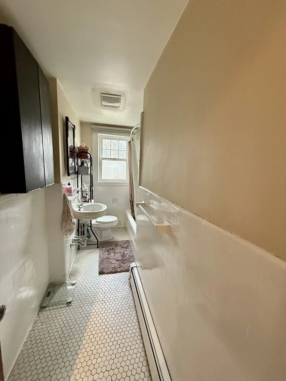 3 bed, 1 bath apartment for rent at 15 Stetson St Unit 1, Coolidge Corner — photo 21 of 23