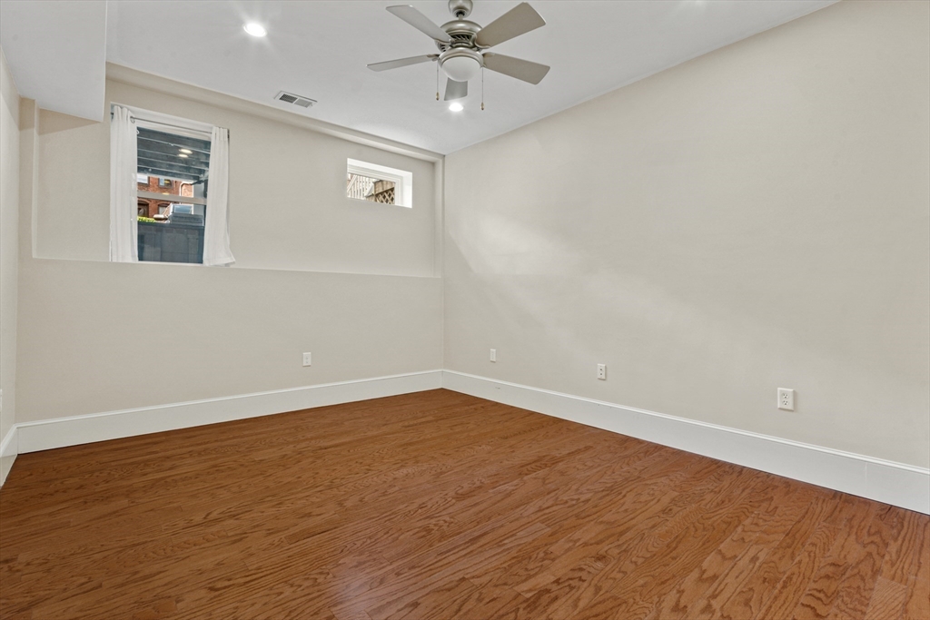 2 bed, 1 bath apartment for rent at 15 Strathmore Rd Unit A, Brookline — photo 6 of 8