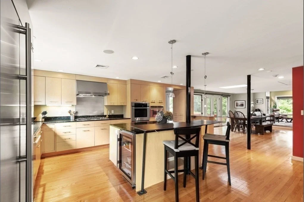 4 bed, 3 bath apartment for rent at 15 Suban Pl, Newton — photo 13 of 42