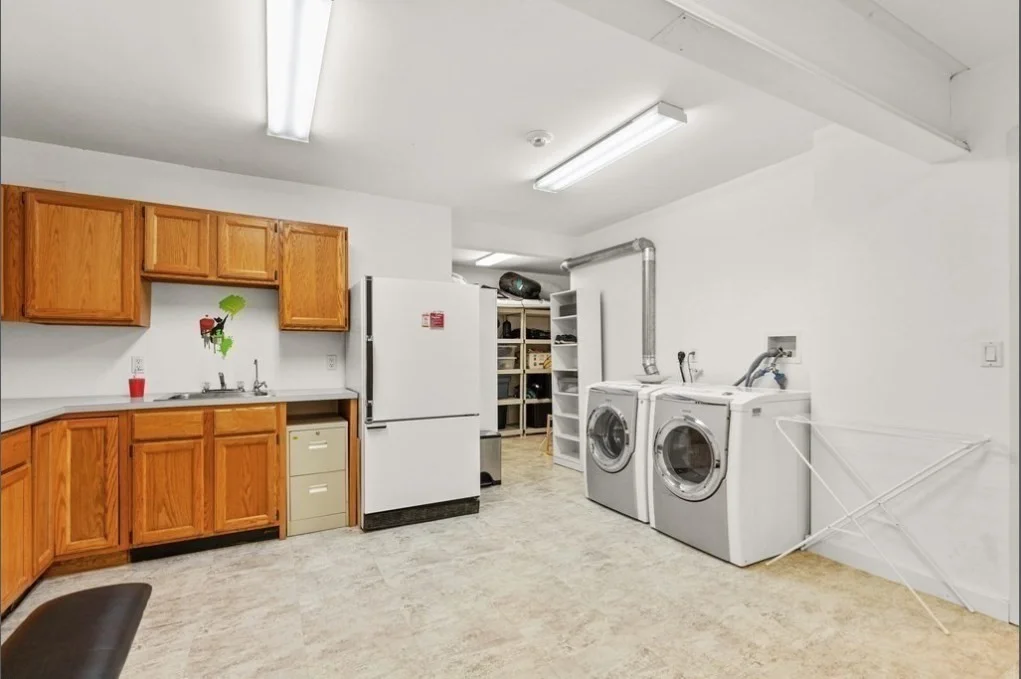 4 bed, 3 bath apartment for rent at 15 Suban Pl, Newton — photo 12 of 42