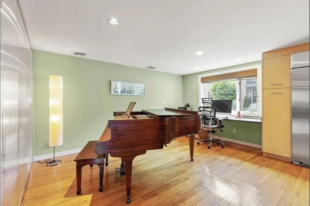4 bed, 3 bath apartment for rent at 15 Suban Pl, Newton — photo 24 of 42