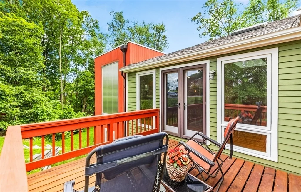 4 bed, 3 bath apartment for rent at 15 Suban Pl Unit 15, Newton Highlands — photo 13 of 36