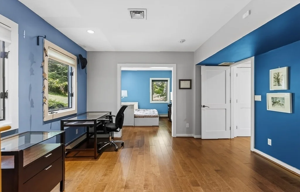 4 bed, 3 bath apartment for rent at 15 Suban Pl Unit 15, Newton Highlands — photo 27 of 36