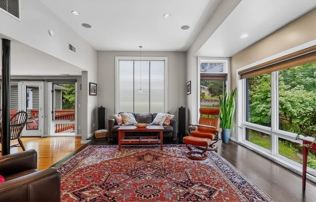 4 bed, 3 bath apartment for rent at 15 Suban Pl Unit 15, Newton Highlands — photo 15 of 36