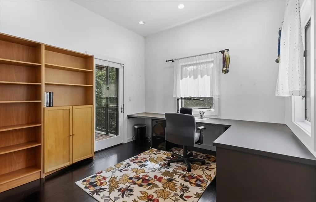 4 bed, 3 bath apartment for rent at 15 Suban Pl Unit 15, Newton Highlands — photo 18 of 36