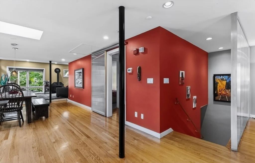 4 bed, 3 bath apartment for rent at 15 Suban Pl Unit 15, Newton Highlands — photo 10 of 36