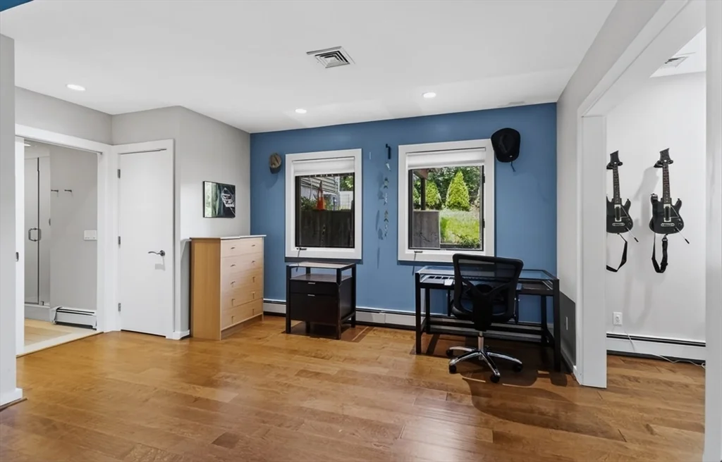 4 bed, 3 bath apartment for rent at 15 Suban Pl Unit 15, Newton Highlands — photo 26 of 36