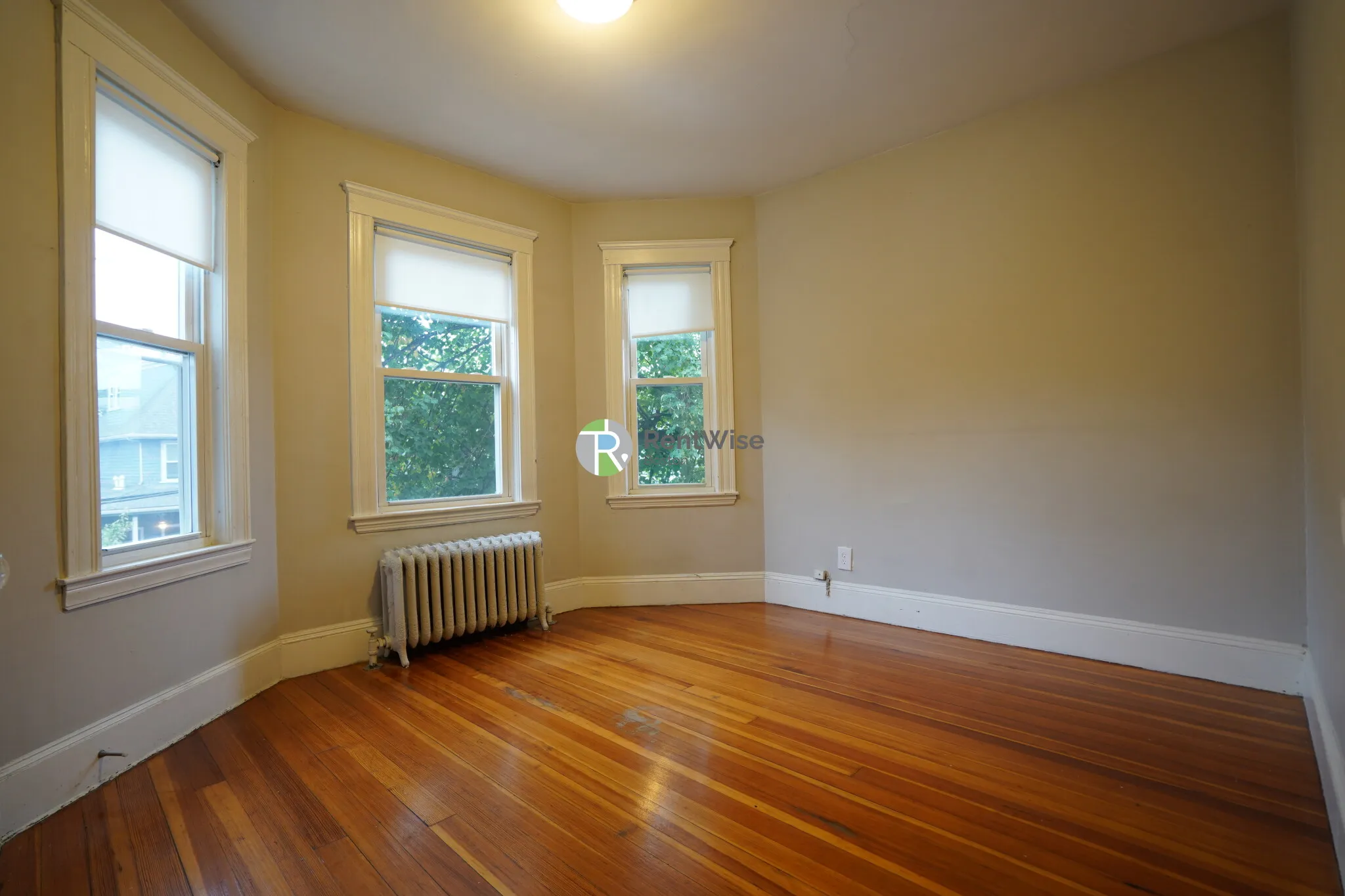 4 bed, 1.5 bath apartment for rent at 15 Sumner St Unit 2, Dorchester — photo 13 of 22