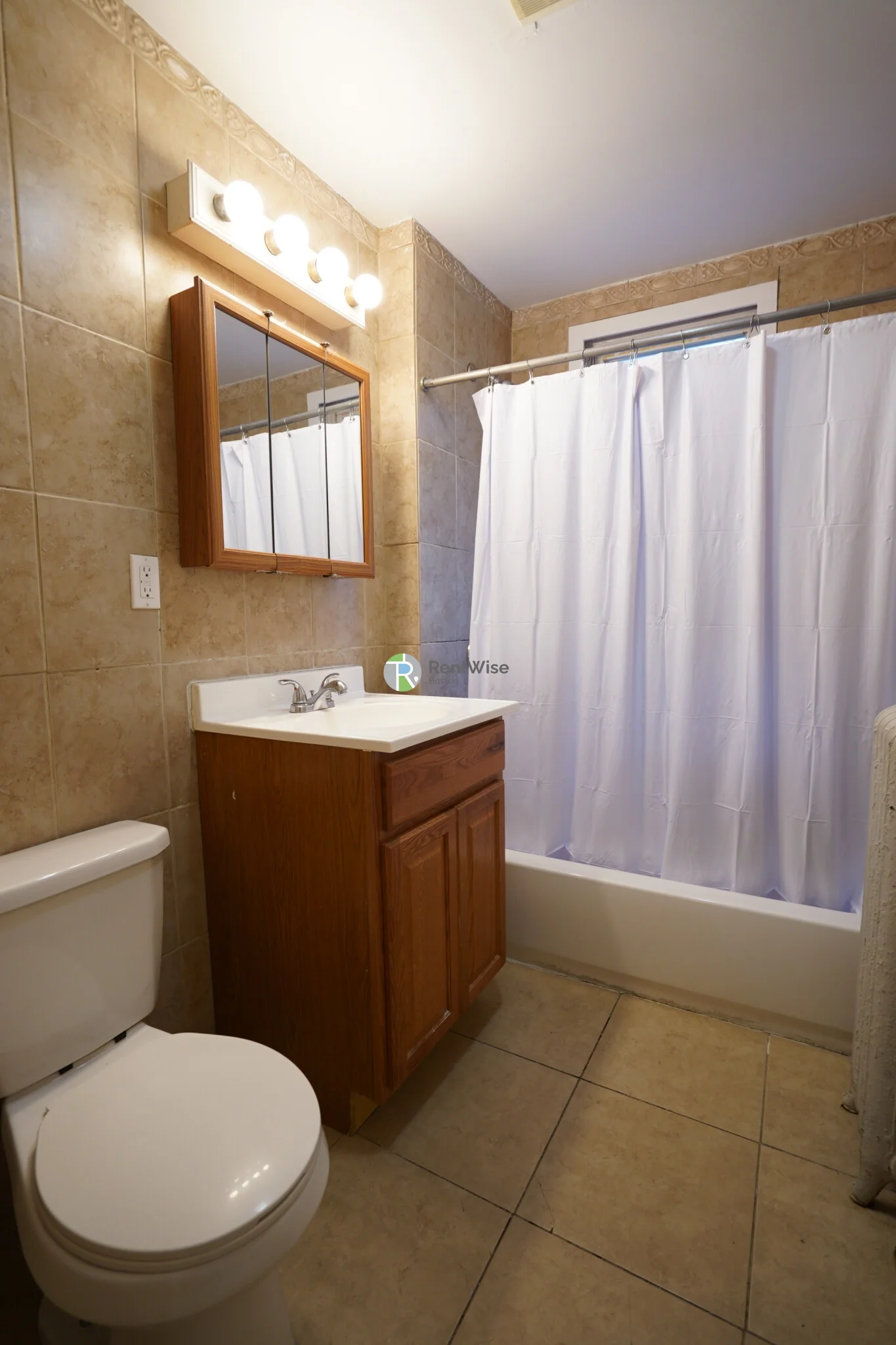 4 bed, 1.5 bath apartment for rent at 15 Sumner St Unit 2, Dorchester — photo 20 of 22
