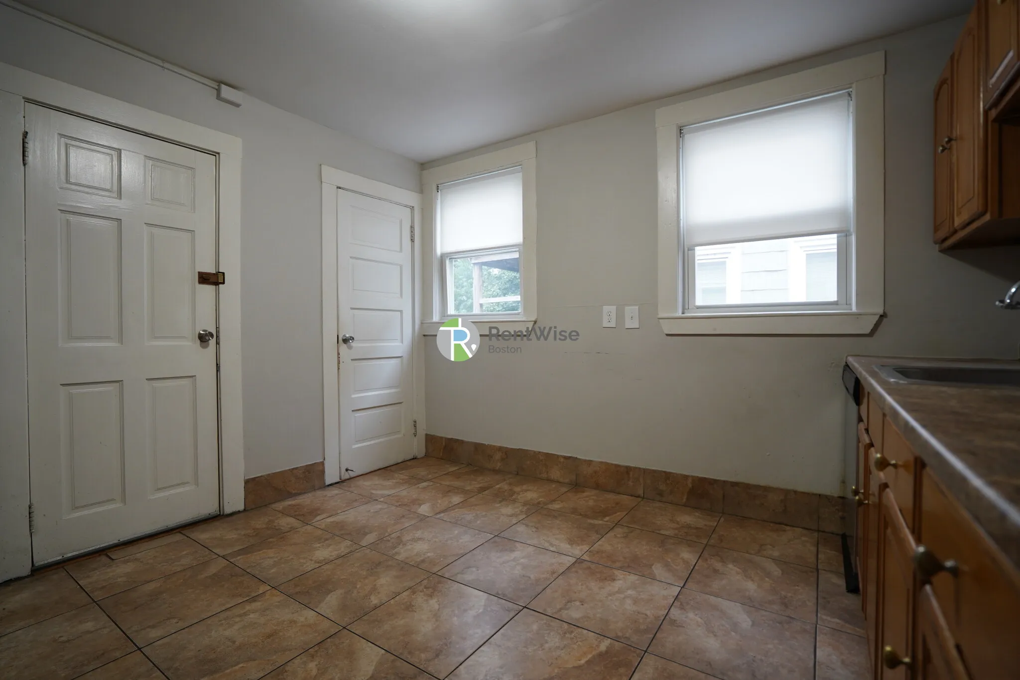 4 bed, 1.5 bath apartment for rent at 15 Sumner St Unit 2, Dorchester — photo 9 of 22