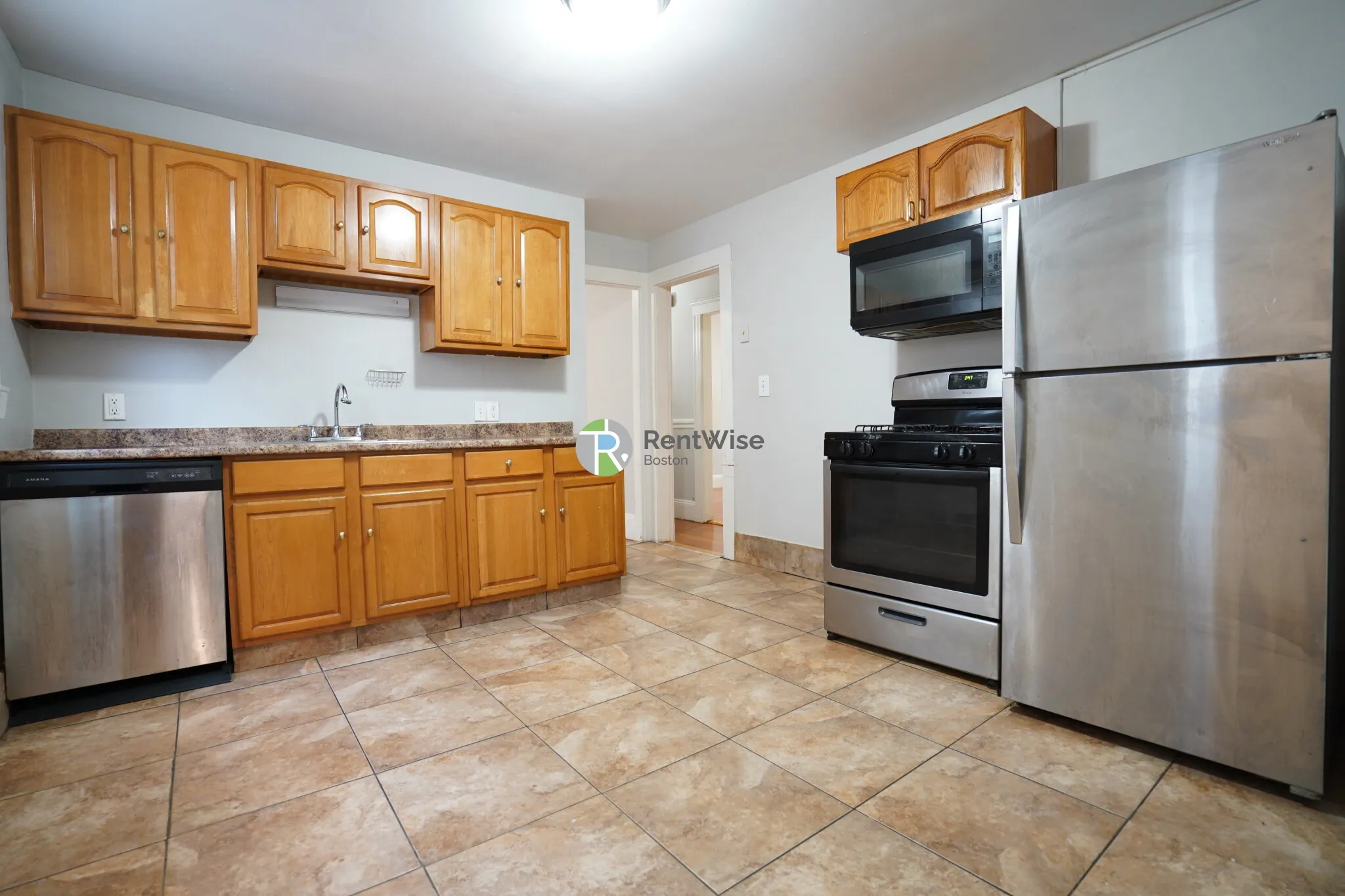4 bed, 1.5 bath apartment for rent at 15 Sumner St Unit 2, Dorchester — photo 6 of 22