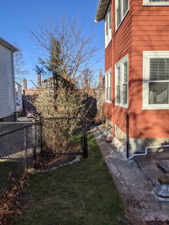 2 bed, 2 bath apartment for rent at 15 Sunset Rd Unit 15, Watertown — photo 15 of 22