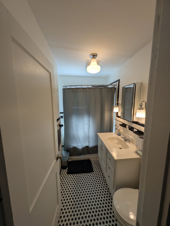 2 bed, 2 bath apartment for rent at 15 Sunset Rd Unit 15, Watertown — photo 13 of 22