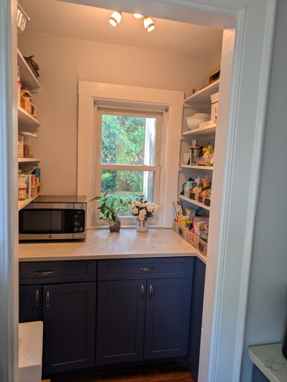 2 bed, 2 bath apartment for rent at 15 Sunset Rd Unit 15, Watertown — photo 4 of 22