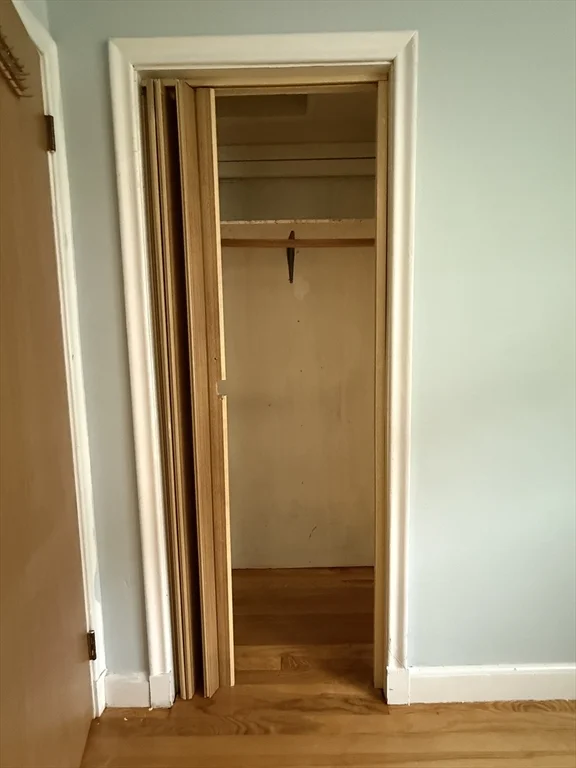 2 bed, 1 bath apartment for rent at 15 Swan St, West Roxbury — photo 8 of 12