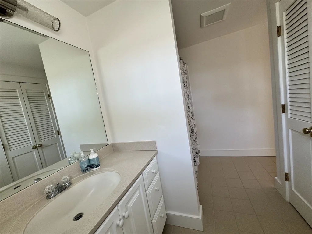 4 bed, 4+ bath apartment for rent at 15 Swift Rock Rd, Eel Point — photo 30 of 34